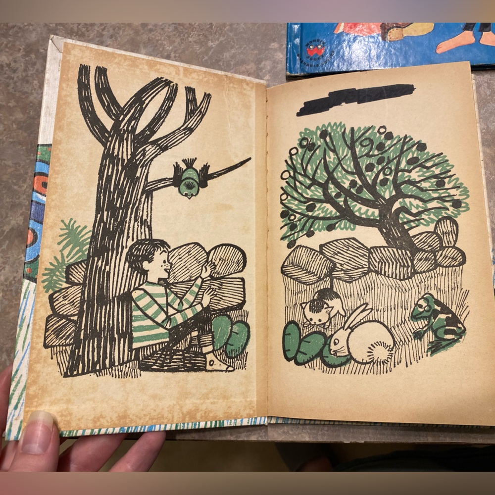 Vintage Book Bundle - Picture 5 of 9